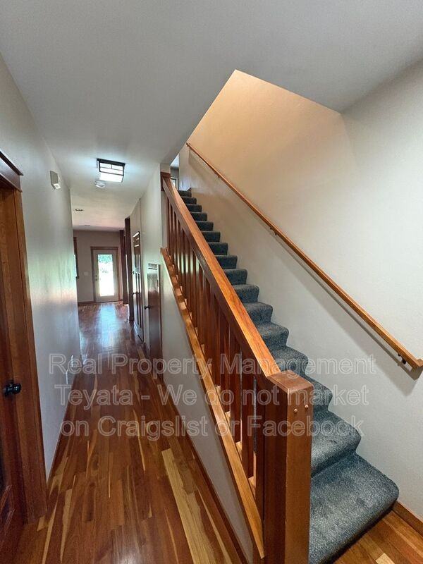 4209 Springland Ln - Photo 3 of 30