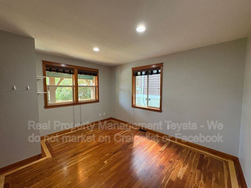 4209 Springland Ln - Photo 4 of 30