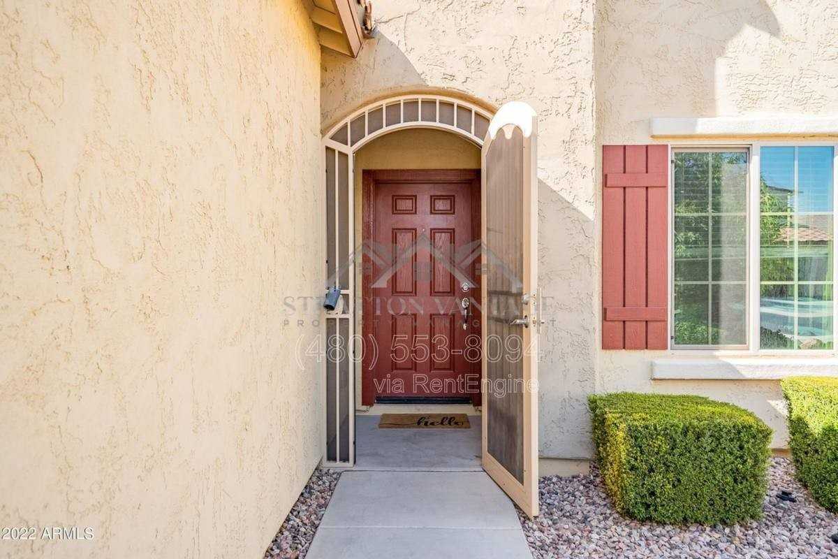5614 W Montebello Way - Photo 3 of 10