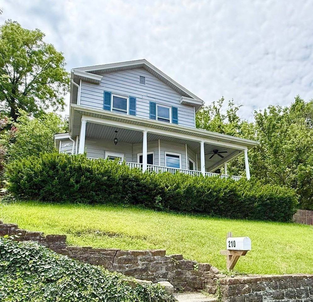 210 Obannon Ave