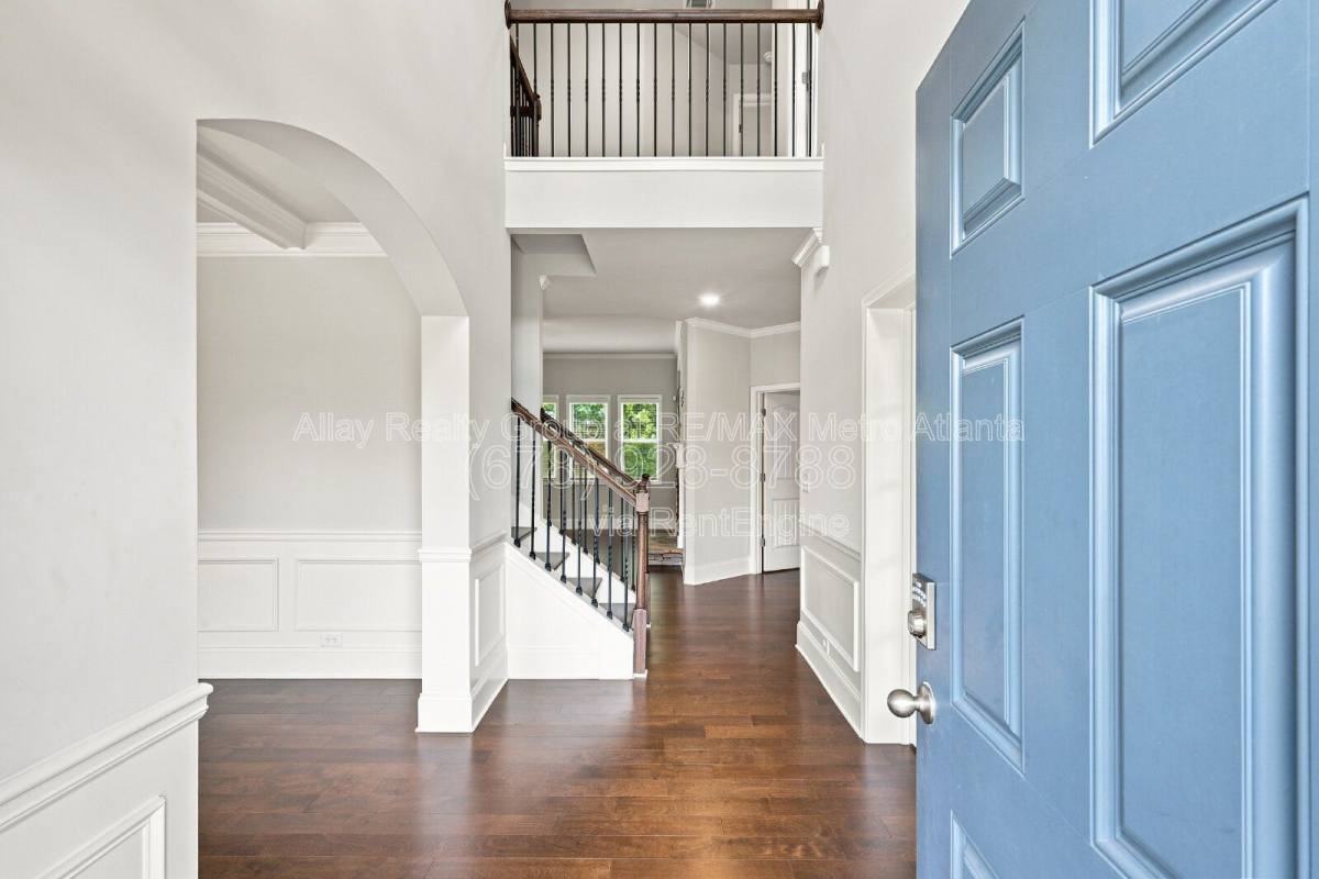 3397 Wolf Cub Cir - Photo 2 of 10