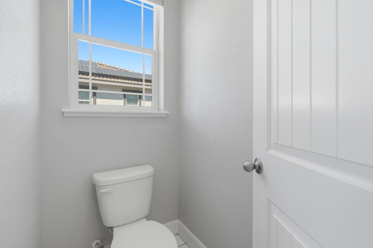 453 Diamond Peak Ln - Photo 5 of 42