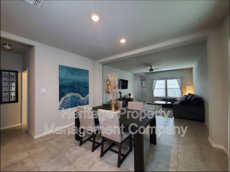 10522 Barbeque Bay - Photo 6 of 16