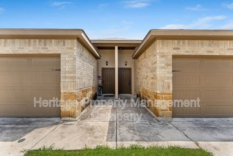 2541 Pahmeyer Rd - Photo 3 of 30