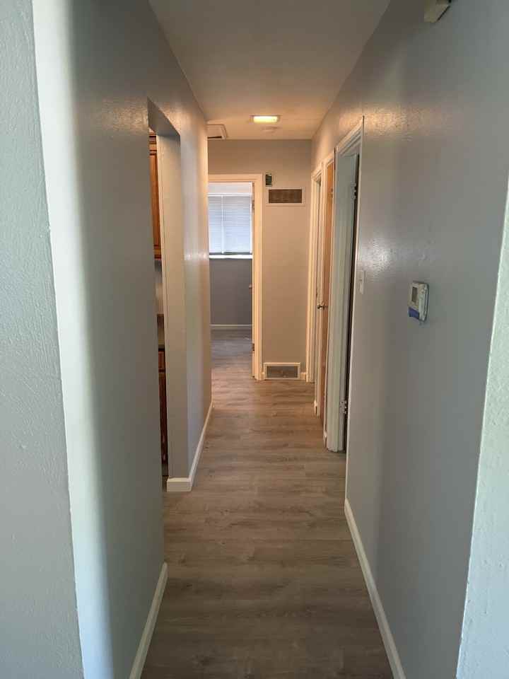146 Roderick Dr - Photo 5 of 18