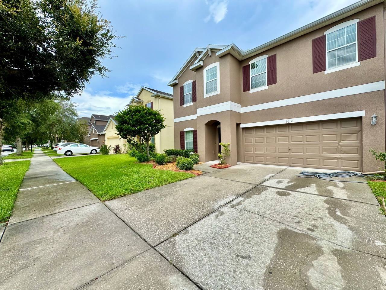 9614 Oak Glade Ave - Photo 4 of 50