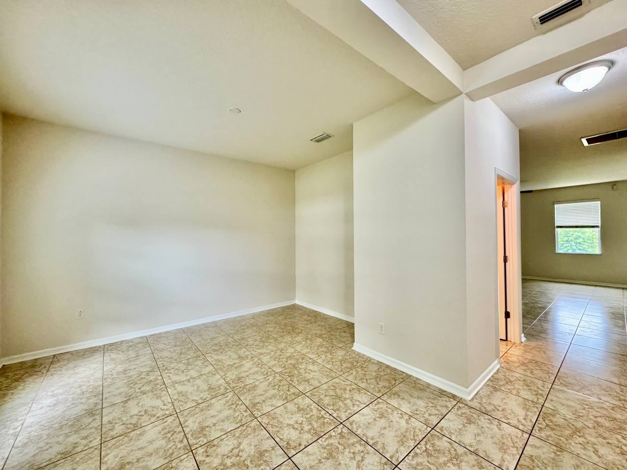 9614 Oak Glade Ave - Photo 5 of 50