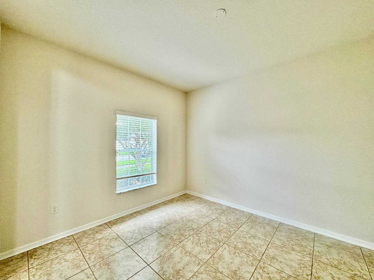 9614 Oak Glade Ave - Photo 7 of 50