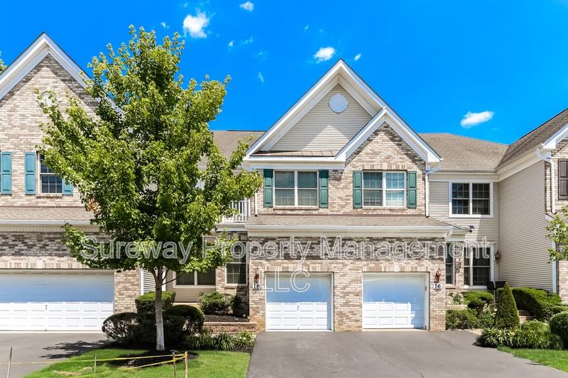 18 Deepwater Cir