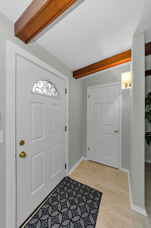 1525 Ruth Rd - Photo 3 of 39