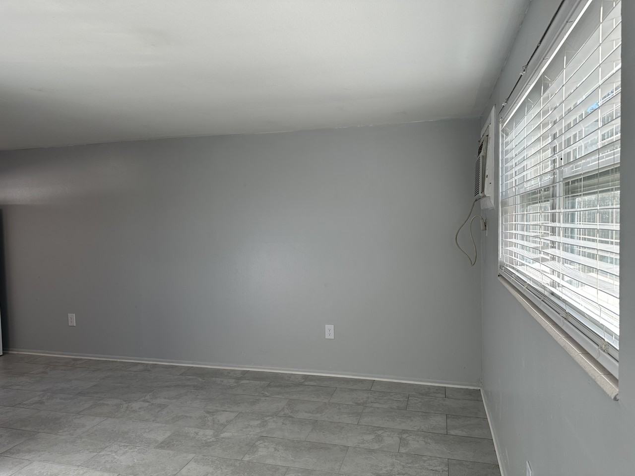 351 50th Ave N - Photo 7 of 13