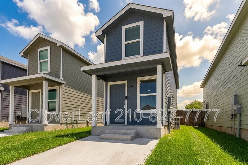 7044 Elm Cv - Photo 2 of 24