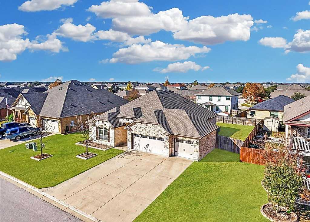 4514 Guildford Dr - Photo 2 of 39