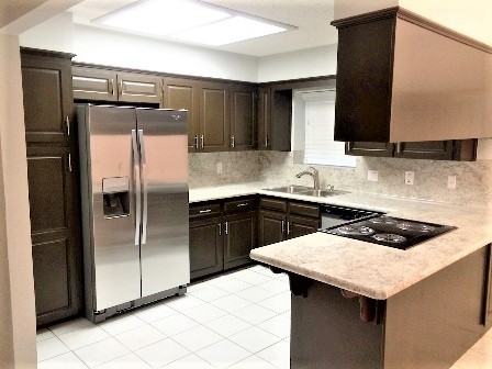 113 E Blancas Dr - Photo 4 of 10