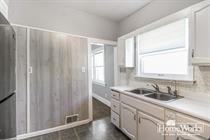 201 E Oakside St - Photo 6 of 15