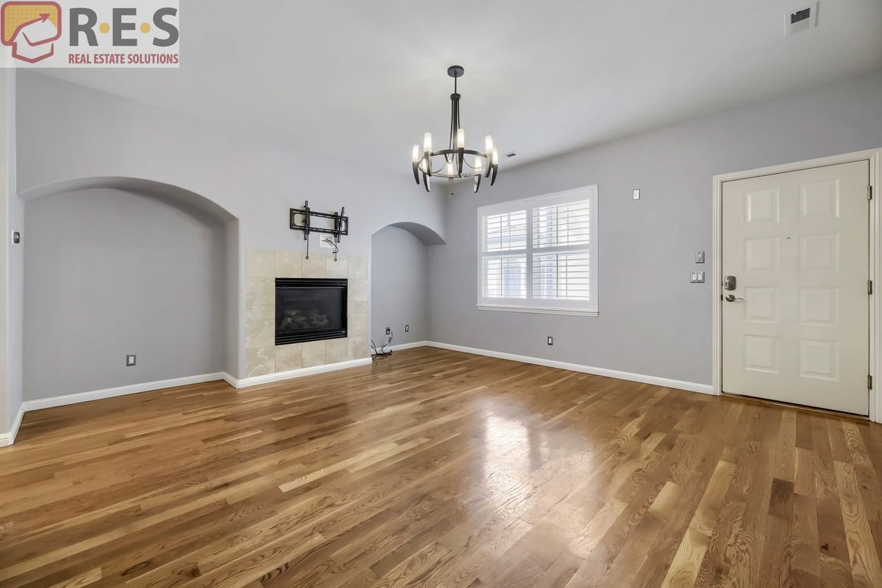 150 S Harrison St #107 - Photo 4 of 17