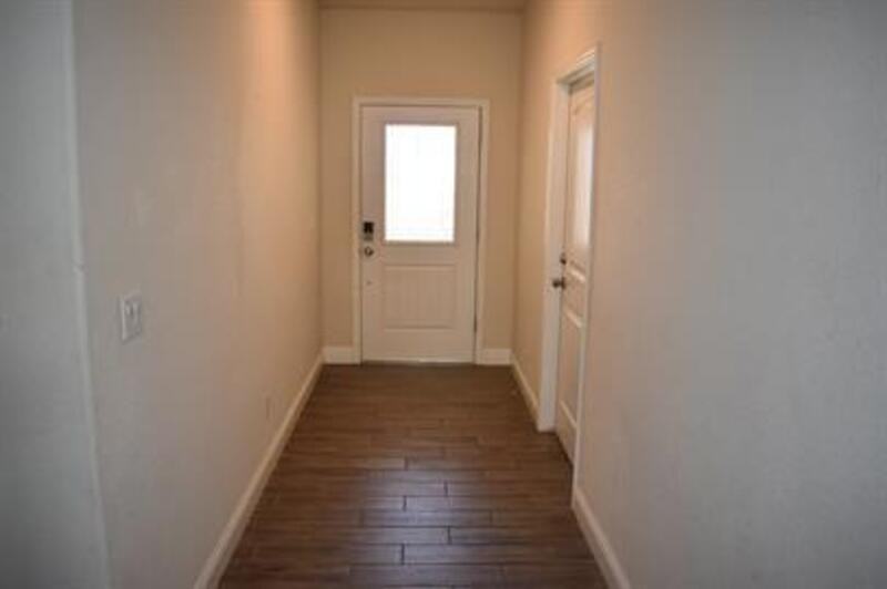 2430 Quesada Dr - Photo 4 of 45