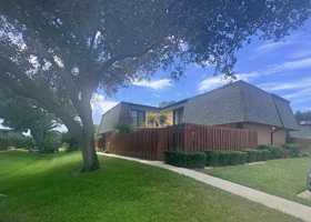 featured image of 18 Cedar Dunes Dr