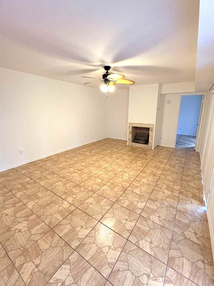 18 Cedar Dunes Dr - Photo 3 of 38