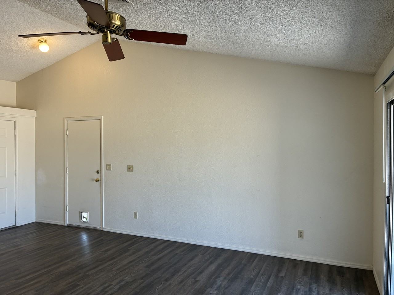 8208 W Columbine Dr - Photo 5 of 13