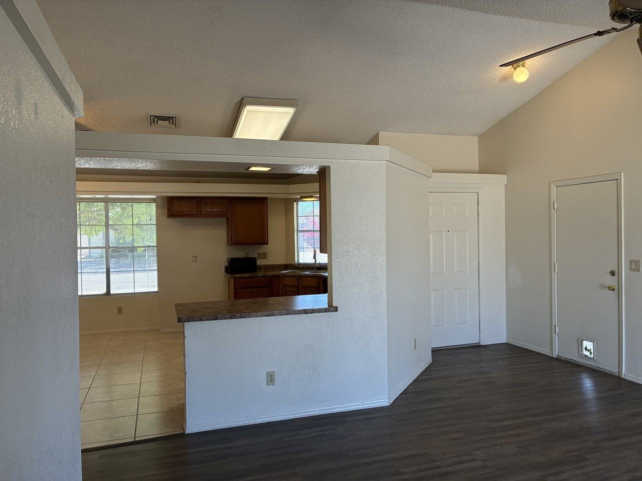 8208 W Columbine Dr - Photo 6 of 13