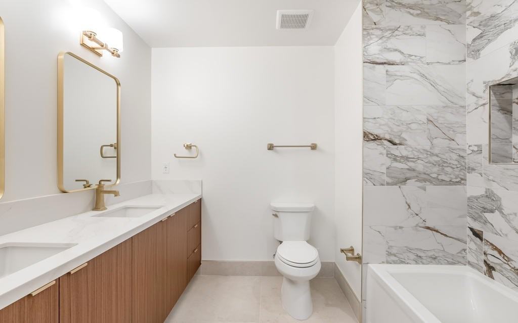139 S Oak Knoll Ave - Photo 2 of 3