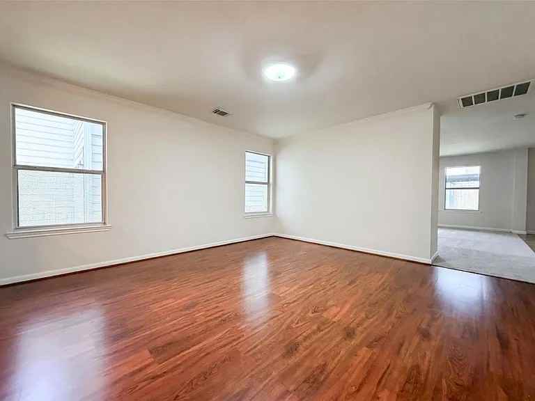 2611 Skyview Shadow Court - Photo 6 of 10