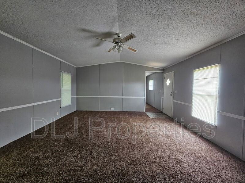 120 Dumplin Valley Rd E - Photo 5 of 8