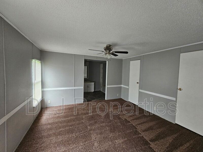 120 Dumplin Valley Rd E - Photo 6 of 8