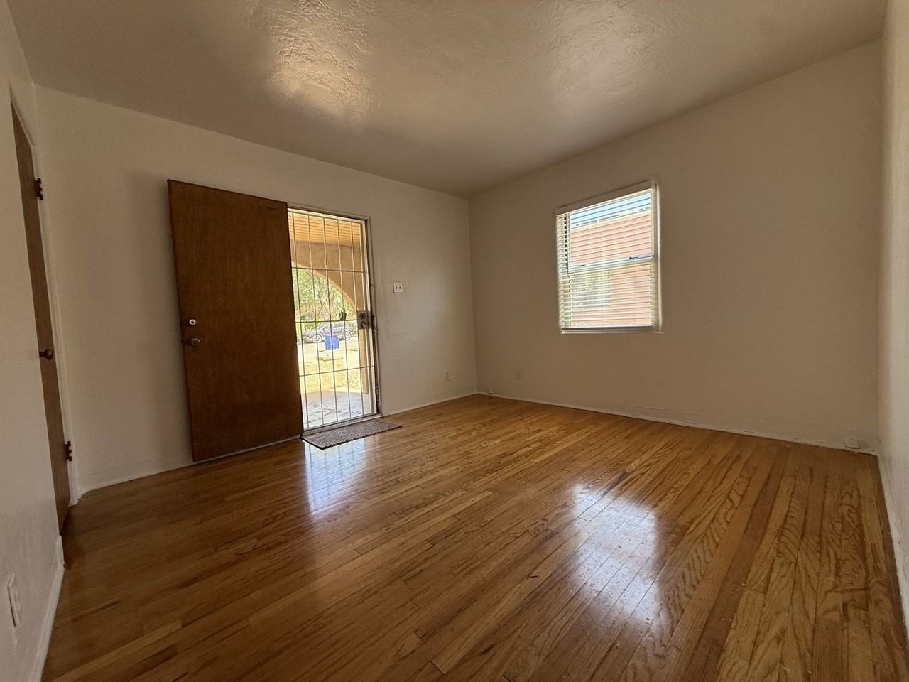 209 Bryn Mawr Dr Se - Photo 6 of 26