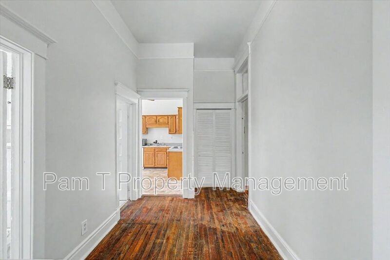 512 E Waldburg Ln - Photo 6 of 20
