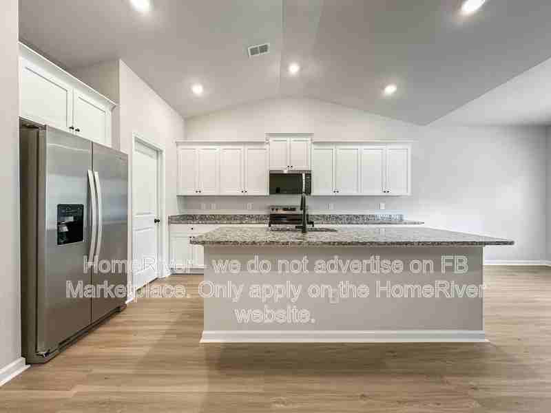 389 Chedworth Dr - Photo 2 of 25