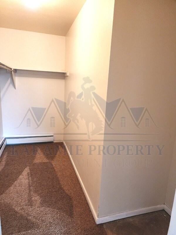 2310 E Garfield St #B1 - Photo 7 of 9