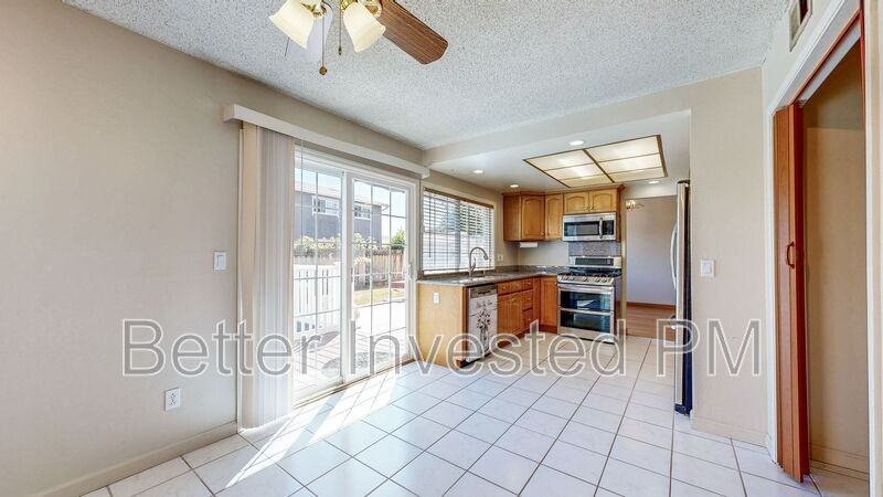 848 Sprucewood Ct - Photo 5 of 50