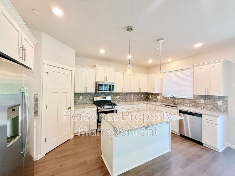 6766 N 89th Loop - Photo 7 of 34