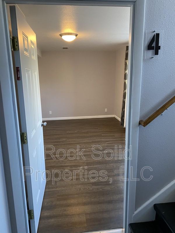 2020 Dunn Ave - Photo 2 of 20