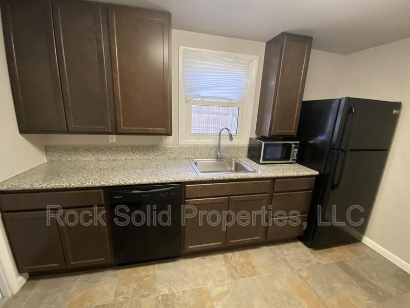 2020 Dunn Ave - Photo 6 of 20