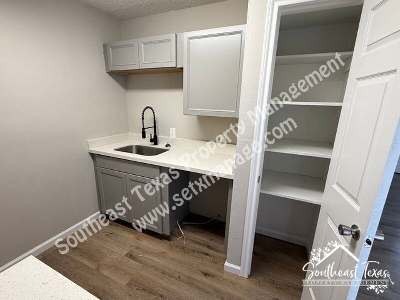 4110 Arthur Ln #15 - Photo 3 of 8