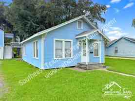 6129 Howe St - Photo 1 of 1