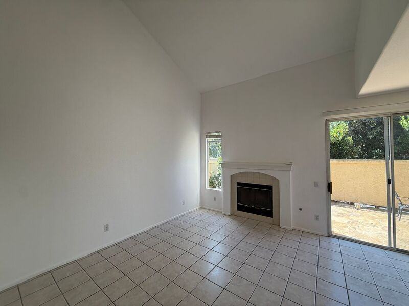 10880 Creekbridge Pl - Photo 3 of 18
