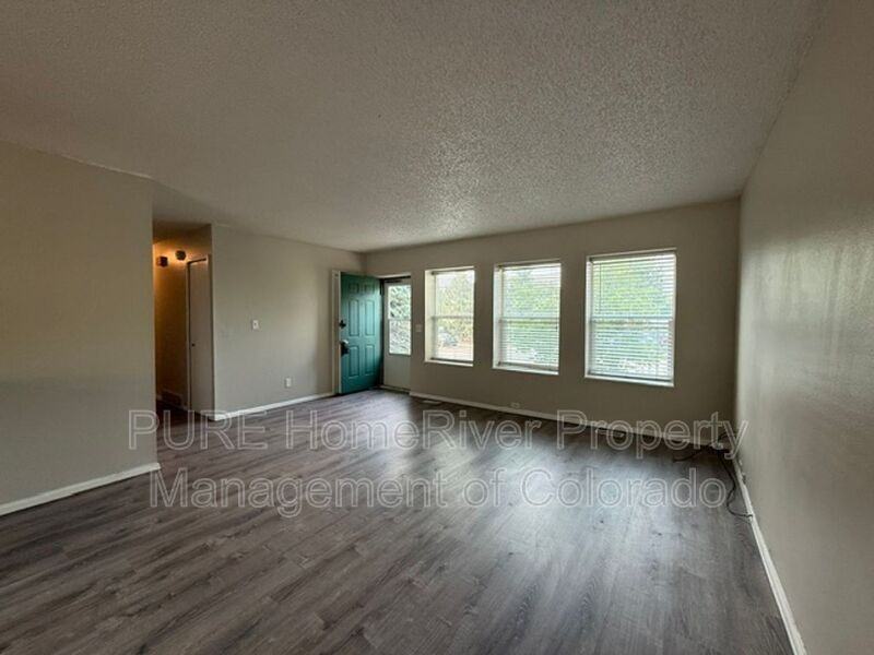 7140 Poteae Dr - Photo 4 of 15