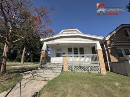 featured image of 3351 N 6th St #UPPER