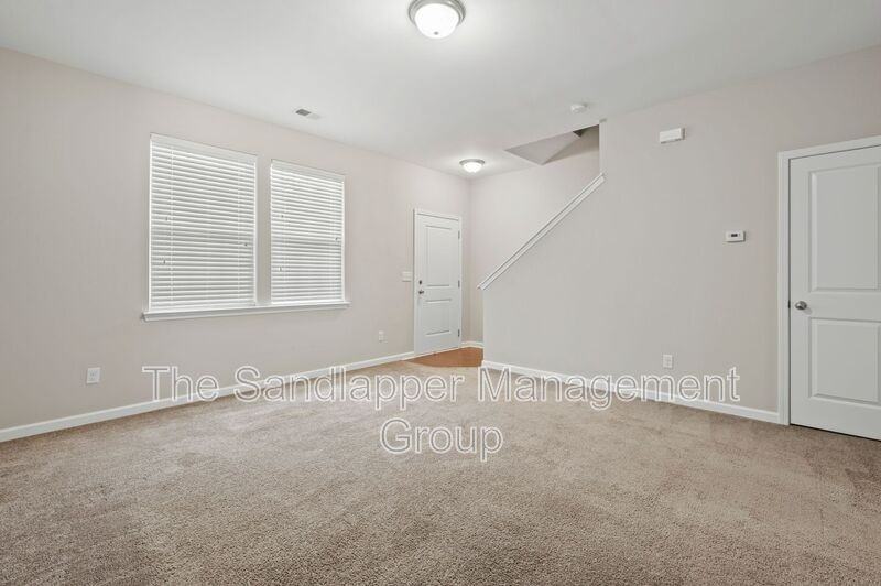1034 Lexi Ct - Photo 2 of 16