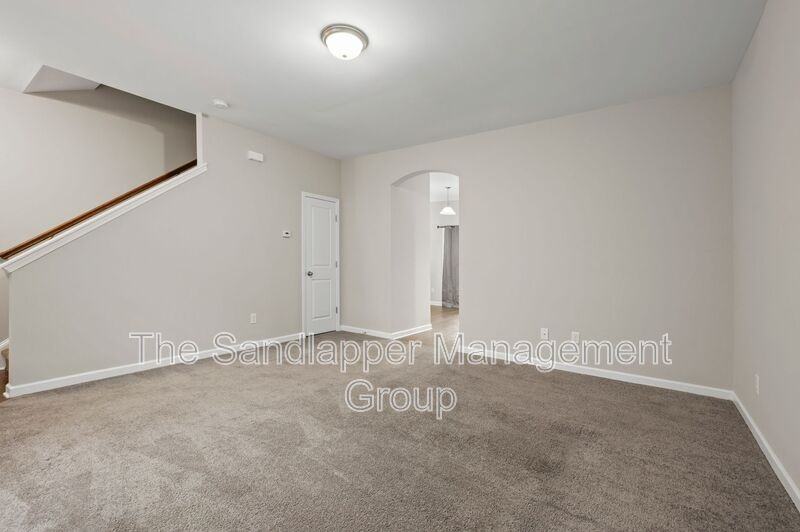 1034 Lexi Ct - Photo 3 of 16