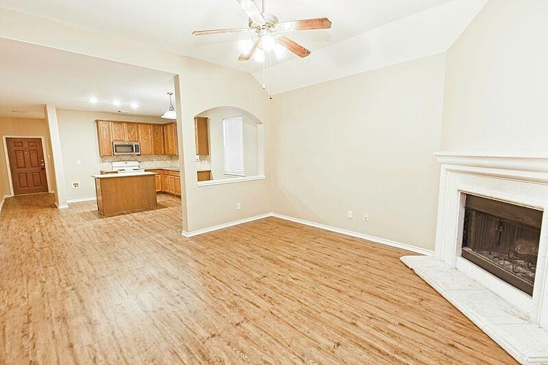 4009 Hidden Meadow Ct - Photo 4 of 48