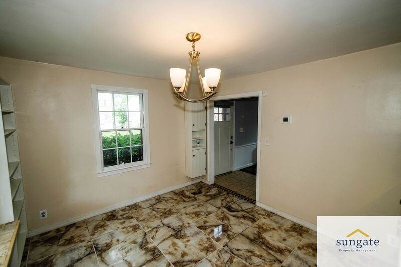 7023 Deerfield Rd - Photo 3 of 26
