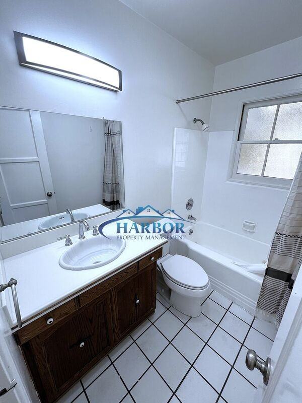 2632 S Averill Ave - Photo 6 of 22