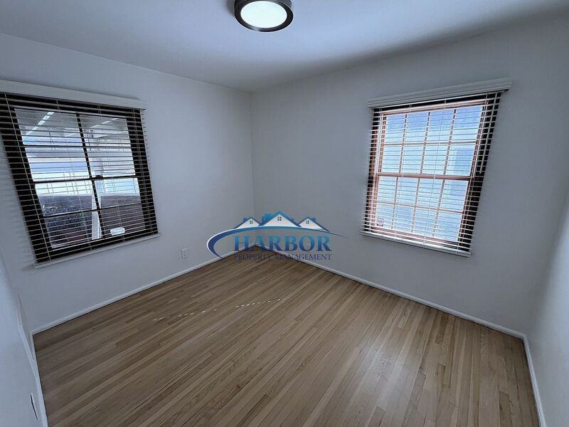 2632 S Averill Ave - Photo 7 of 22