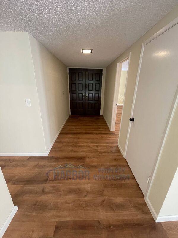 6932 Willowtree Dr - Photo 5 of 34