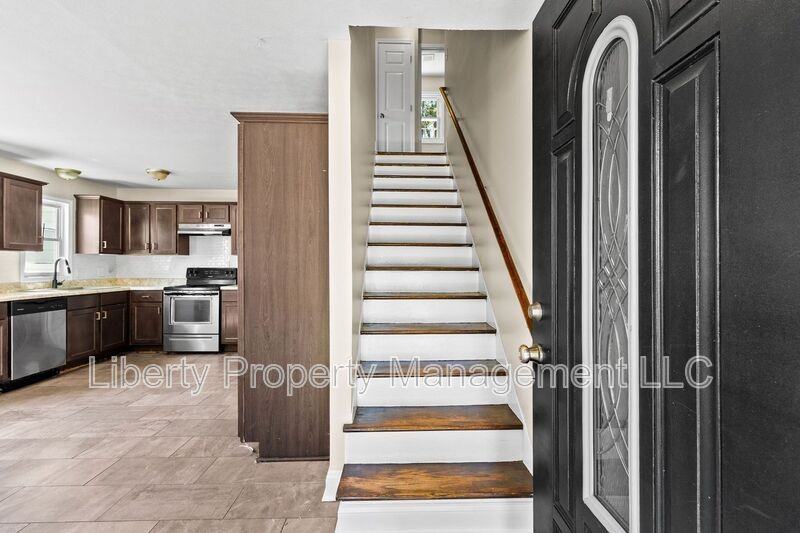 4905 Ashton Rd - Photo 2 of 19
